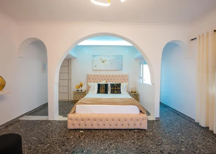 아파트 Aina 카르테라도스