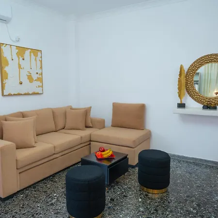 Aina Appartement *