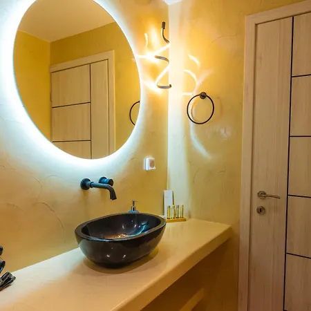 Aina Apartment Karterados (Santorini)