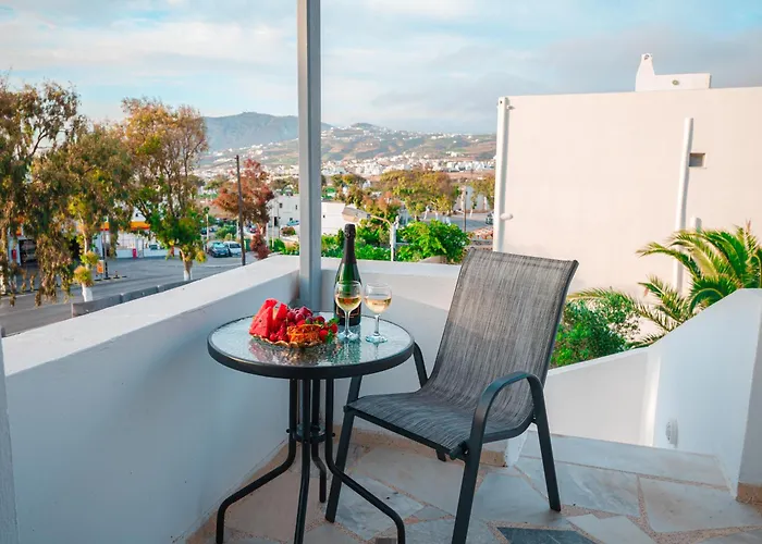 Aina Apartament Karterados (Santorini)